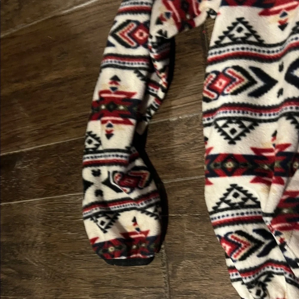 No Boundaries Women's Zip-Up Aztec Fleece Pullover - Red, Black & White - Picture 4 of 7